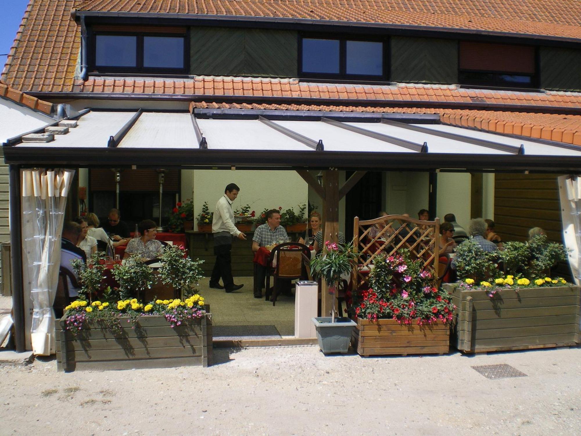 Logis Auberge De La Dune - Hotel & Restaurant Le Crotoy Eksteriør billede